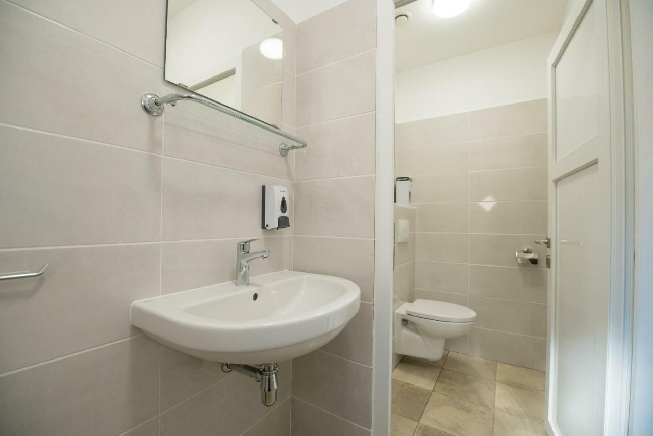 פרוי Villa Anja 1St Floor מראה חיצוני תמונה