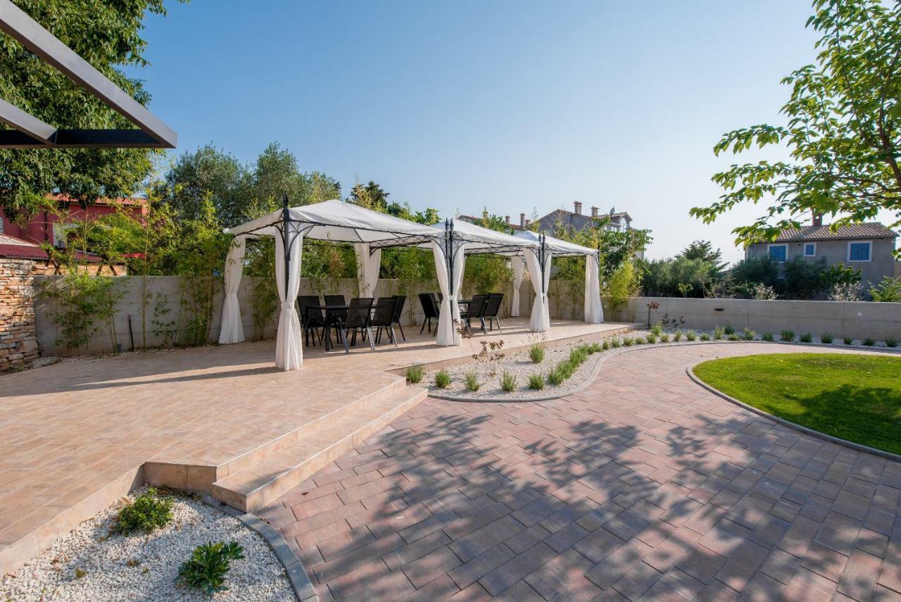 פרוי Villa Anja 1St Floor מראה חיצוני תמונה