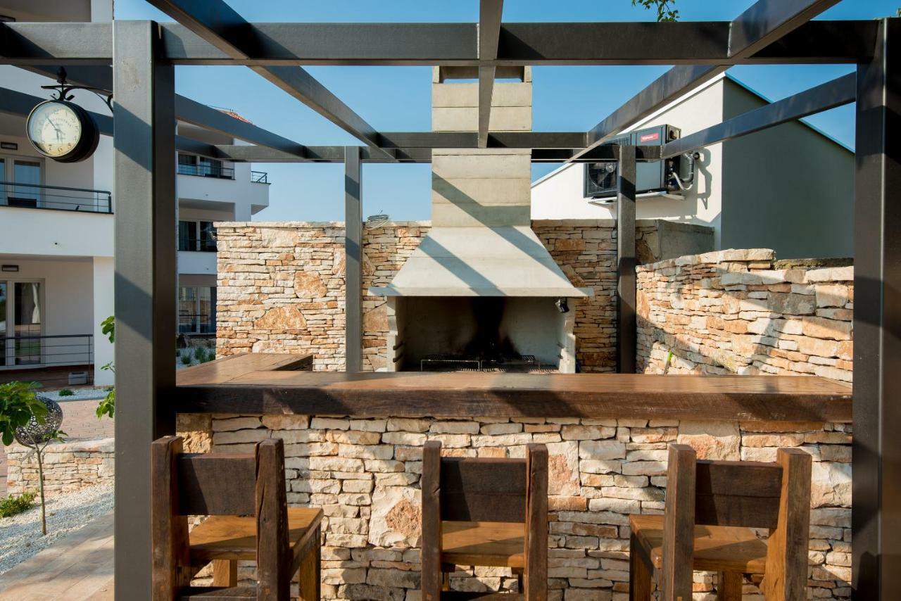 פרוי Villa Anja 1St Floor מראה חיצוני תמונה