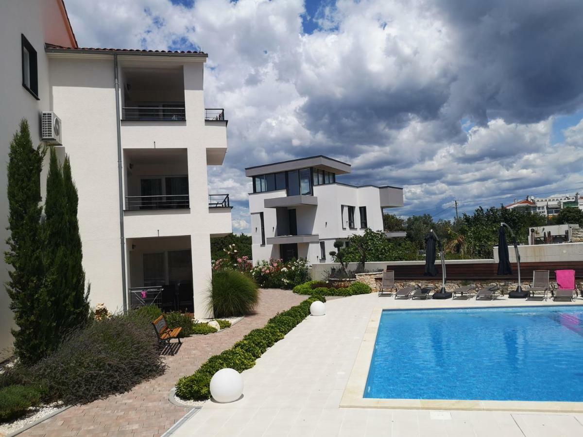 פרוי Villa Anja 1St Floor מראה חיצוני תמונה