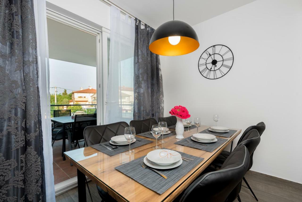 פרוי Villa Anja 1St Floor מראה חיצוני תמונה