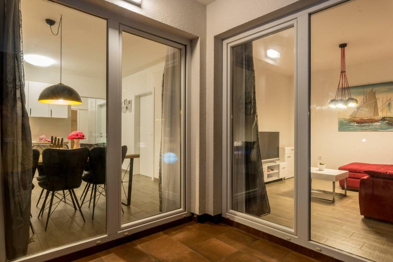 פרוי Villa Anja 1St Floor מראה חיצוני תמונה